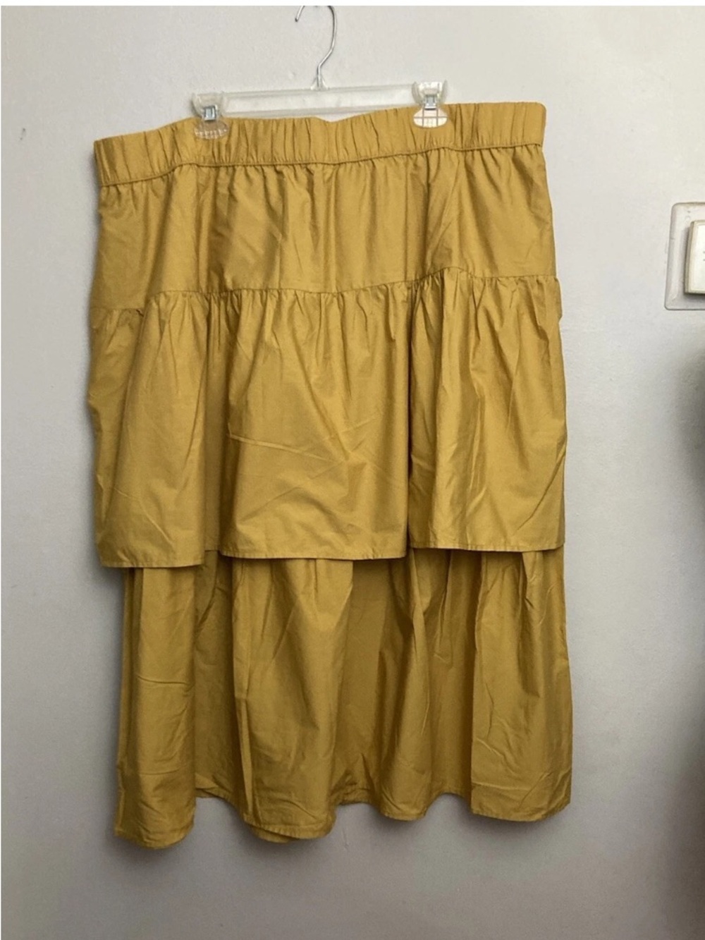 7-29 Who What Wear Tiered Skirt 2x Mustard Yellow Gold Midi Pull on